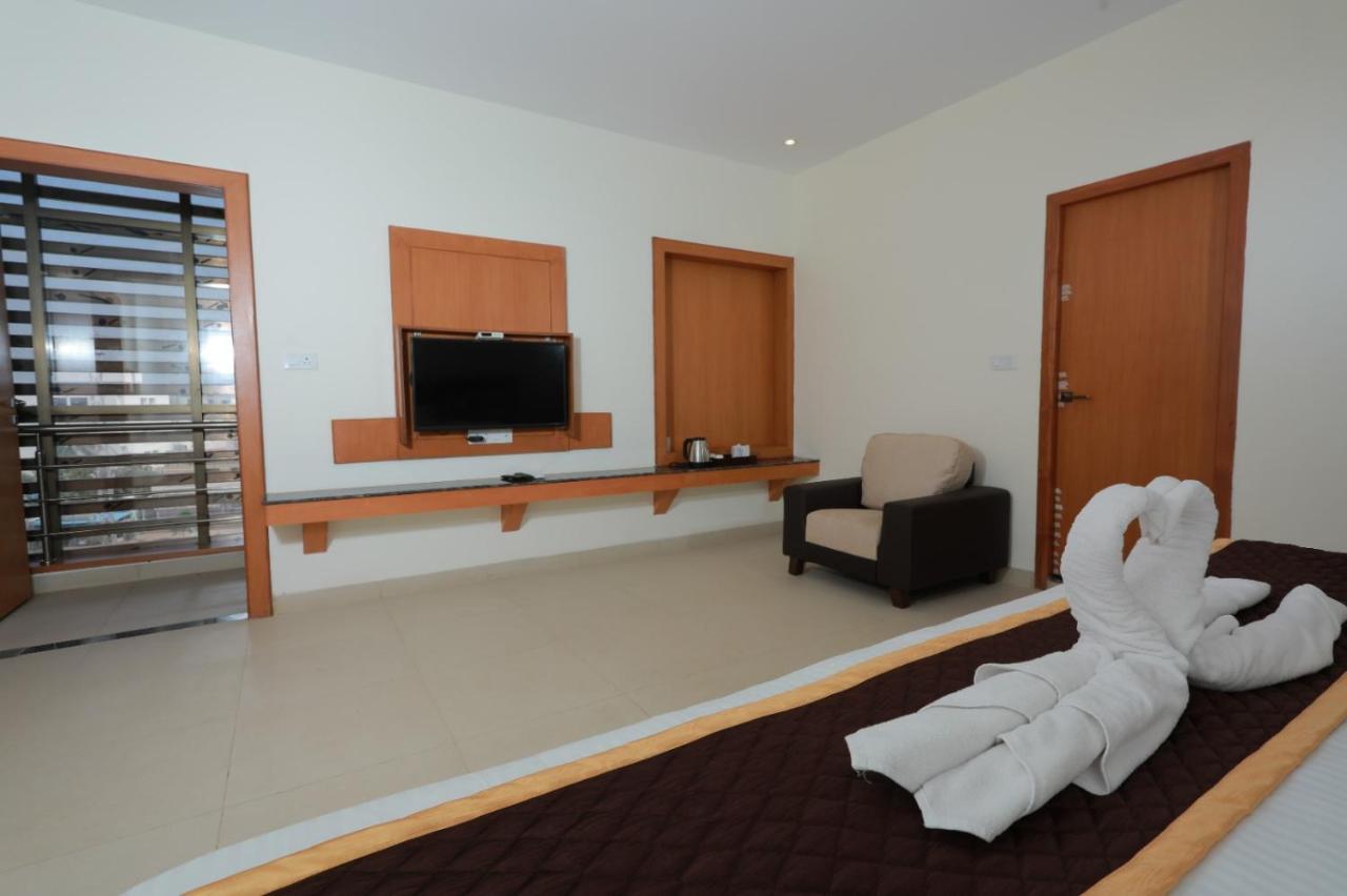 Hotel Ashok Palace Karūr Extérieur photo